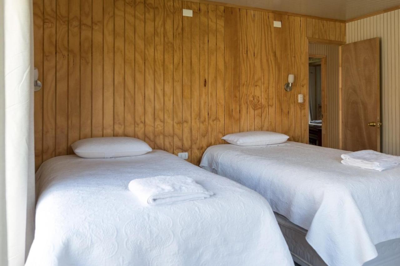 Bed and Breakfast La Casona, Bano Privado Вилья-Серро-Кастильо Экстерьер фото