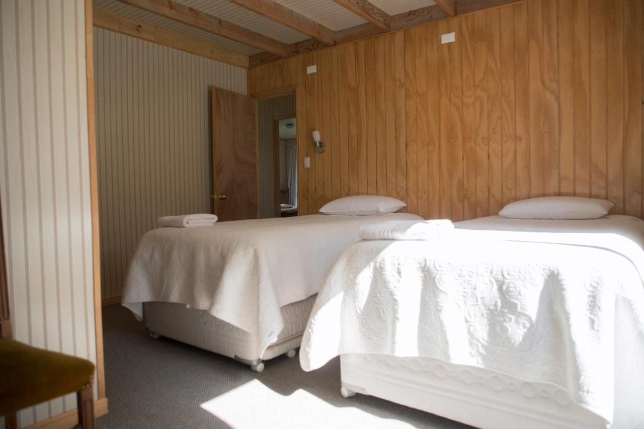 Bed and Breakfast La Casona, Bano Privado Вилья-Серро-Кастильо Экстерьер фото